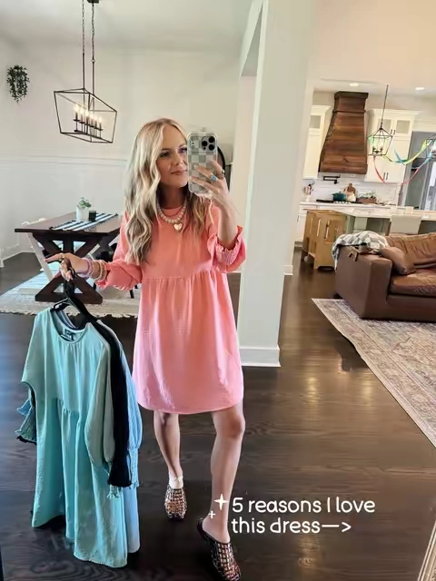 I am 5 foot even in a size small!! It is TTS 💗💗