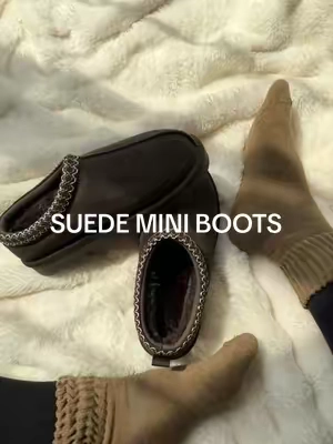 my favorite season is almost here 🍂  #suedeboots #tasman #fallaesthetic #fallshoes #falloutfits 