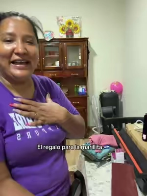 La marillita feliz con su regalo!💕❤️ #dealsforyoudays #blackfriday 