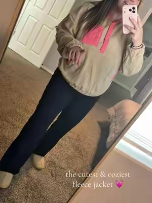 I will be living in this jacket 💓🥰 very true to size!!  #womensclothing #womensjacket #womenssweater #fallclothes #cozyoutfit 