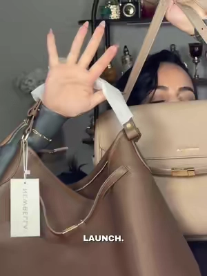 #creatorsearchinsights #wheretobuytotebags #newbellabags #newbellatotebag #affordablepurses  @Newbella.Fashion 