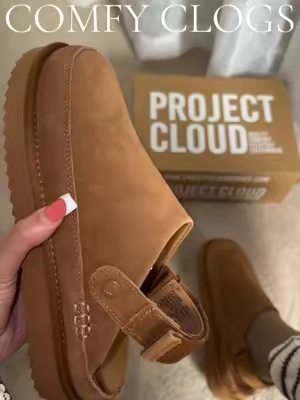 The inside is memory foam!😩 #clogshoes #fallfashion #winterfashion #sliponshoes 