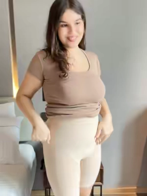 Struggle with belly fat and rolling shapewear! Ultra-high waist with boning, X-shaped mesh flattens abdomen for sleek curves.#Shapellx #shapingshorts #bodyconfidence #tummycontrolshapewear #plussizefashion #musthave