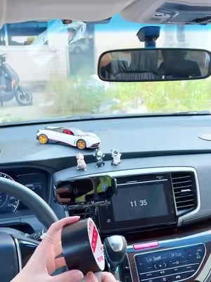 2026 Car hack every driver needs！ #tiktokmademebuyit  #handfree  #caraccessories  #holder  #tiktokshop 