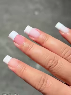 Which one speaks to you? 👇VV#fyp #pressonnails #nail #summerfinds #oldschool 