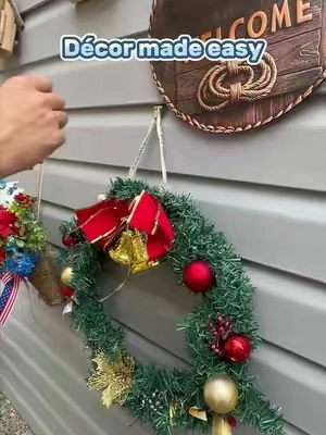 Halloween is coming! If you want to decorate the outside of your house, you definitely need this ! #vinylsiding #fallhomedecor #homedecor#outdoor #halloweenfinds  