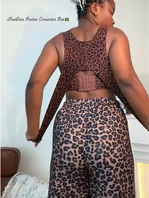 The way this opened my chest and stopped my slouch… I'm obsessed #tiktokmademebuyit #posturebra #tiktokshopsummersale #sohochic #posturecorrector 