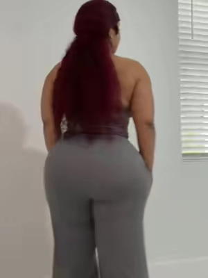 Achieve natural hourglass shape without discomfort! Mesh mid-compression slims tummy and boosts hip curves naturally.#Shapellx #shapingshorts #Breathable #plussizefashion #bodyconfidence #musthave