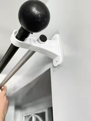 If you have kids living in dorms, this is the easiest way to hang curtains for them. No drill, no wall damage! #hook #TikTokshopbacktoschool #fallhomedecor #sohochic #homeessentials 