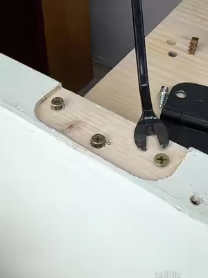 No need to replace a loose hinge; first, repair the stripped screw hole.#tiktokshop #homerepair#DIY#woodworking #woodworkingtools