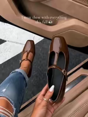 When cute and comfortable actually exist in the same shoes #fallshoes #flatshoes #maryjaneshoes #fallstyle #tiktokshopcreatorpicks 