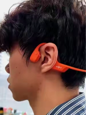 OpenRun Pro 2 understands the assignment. ✔️Open-ear design ✔️Comfortable, secure fit ✔️12 hours of battery life Get it for 40% OFF. #ShokzPrimeDay#Shokz #BeOpen #sale#weeklydeals