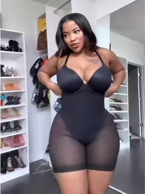 Looking smooth and snatched has never been simpler✨  Seamless shapewear with dedicated butt-lifting panels.  No roll down, no panty lines, ultra soft fabric.#ShapellxNewArrivals2026 #shapellx #shapellxshapewear #TikTokshopbacktoschool 