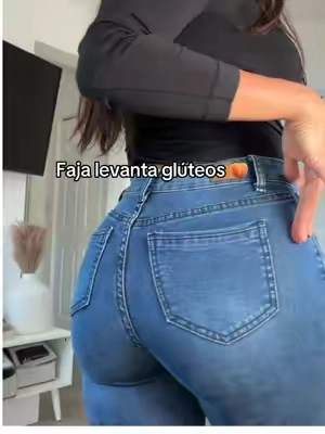Siento que estoy haciendo trampa 😳🤣🍑 #TikTokshopbacktoschool #shapewear 