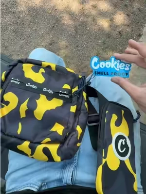 Come on smell proof had to grab it #cookies #sidebag #smellproof 