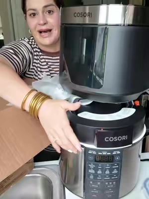 Esta olla arrocera COSORI te facilita muchísimo la cocina 🍚✨ Puedes elegir la olla arrocera sola o la opción en combo, según la variante disponible en el enlace. Antes de ordenar, revisa y selecciona la opción que prefieras. #COSORI #OllaArrocera #CocinaPráctica #Electrodomésticos #TikTokShop