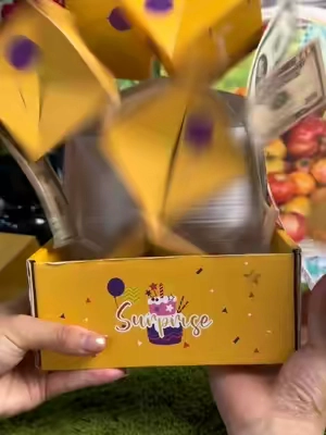 Birthday surprise box #surprise  #birthday#popupbox#creative #TikTokshopbacktoschool 