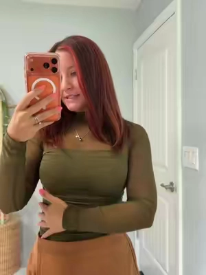 such a cute mockneck turtle neck 