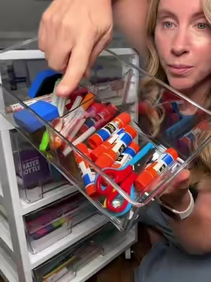The perfect storage for screen-free activities. #screenfreeactivities #BackToSchool #craftsforkids #organizationhacks #drawers 