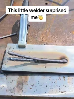 This little stick welder actually welds beautifully. 3/23" 7018 is the electode i used on 120A displayed. #welding #DIY #bluecollar #mechanic #TikTokshopbacktoschool 
