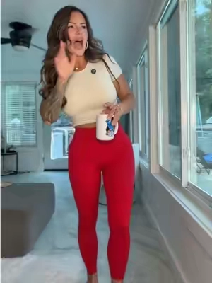 @Halara_official has the ultimate tummy control leggings! ##halara##halaraleggings##tummycontrol##halarasuperbrandday##activeinhalara