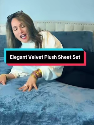 Replying to @Elianys Jiménez García Estas son de esas sábanas que hacen que NO quieras salir de la cama. 🤎☁️ Suavecitas, calientitas y con ese acabado tipo velvet que hace que la cama se sienta muchísimo más cozy y lujosa. 😍 #bedding  #CozyBedroom #VelvetSheets #SoftSheets 