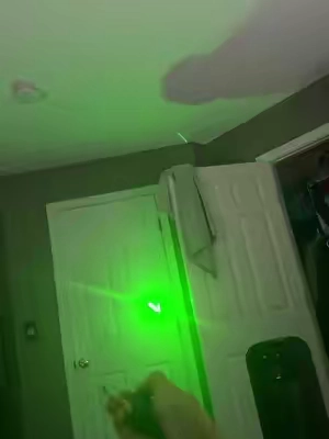 So bright #laserpointer #lazerpointer
