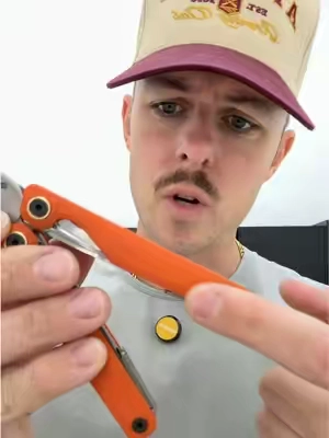 This multitool by leatherman is essential #tiktokshopcreatorpicks #leatherman #leathermantools #multitool #tools 