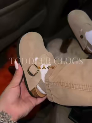 The cutest little clogs! #clogs #toddlerclogs #fallclogs #toddlershoes #fallvibes 