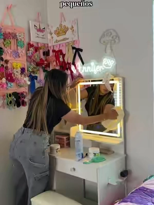 Vanity para pequeños espacios #vanitymirror #vanitymakeup 