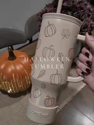 the price is soooo good too #halloweencup #tumbler 