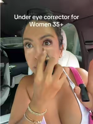 The best undereye corrector for women 35+ 🙌🏽 an eye cream skincare color corrector and spf 41 #undereyecorrector #undereyebrightener #matureskinmakeup #makeuptok #TikTokshopbacktoschool 