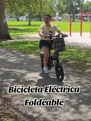 Bicicleta Eléctrica Foldeable, hace una autonomía de 45km por carga y velocidad de 40km por hora.  #bicicletaelectrica #electricbike #foldable #tiktokshopsummersale #TikTokShopStockUp 