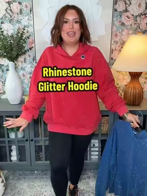 Something about this rhinestone glitter hoodie makes my heart SO happy!! 🤩 Just as a side note, I’ve already worn, washed and dried the light blue hoodie and it maintained its integrity!! These are perfectly relaxed fit and so comfortable!! I’m a TTS large wearing the size large in the shade red. @SOLY HUX #glitterhoodie #hoodie #rhinestonehoodie #solyhux #ttsacl 