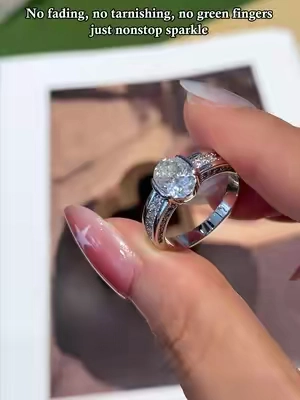No fading, no tarnishing, no green fingers just nonstop sparkle #moissanite #jewelry #ring #WeeklyDeals #tiktokshopsummersale 