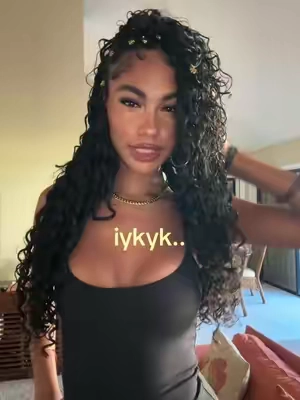 omg … #tanktop #naomtank #fashion 