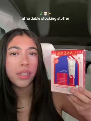 I love this gift set and tell me why it’s sooo cheap right now?!?!!