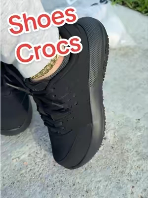 Respuesta a @Las aventuras de Yesi!!77 @CROCS US SHOP Crocs Women’s On The Clock Work Sneakers — zapatos de trabajo antideslizantes para mujer, disponibles en tallas anchas. #tiktokshopsummersale #TikTokshopbacktoschool #sohochic #crocs #shoes 