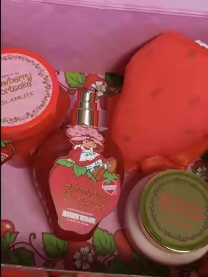 Meet the NEW Strawberry Shortcake x Glamlite Body Care Collection — powered by Shea Butter, Niacinamide, Vitamins C + E, Glycerin and more, all wrapped in the iconic Strawberry Shortcake scent. 🍰✨ Skin-loving formulas made to leave you soft, smooth + glowing. ✨ #strawberryshortcake #bodycare 