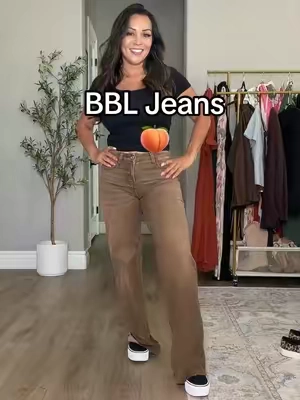 These are the jeans you put on when your backside needs a little assistance 😂🍑 The BBL style fit gives that lifted, shaped look while still being comfy enough to actually wear all day. Cute top, these jeans, done. #BBLJeans #CurvyJeans #WomensJeans #DenimStyle #TikTokShopCreatorPicks 