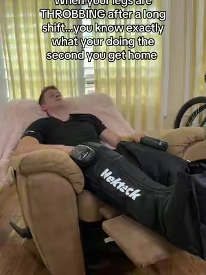 Best feeling when coming home from work. 