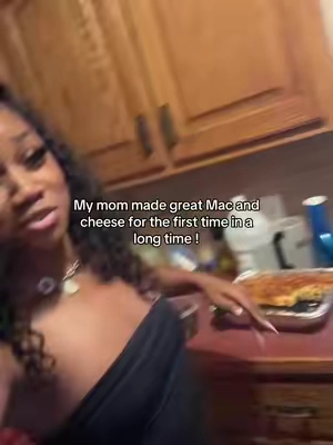 She don’t always cook Mac !! But when she doooo!!!!!!LET ME GET MY PLATE!