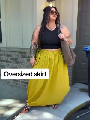 @Chic Curves Shop 🛍️🎀 #plussizefashion #curvyfashion #skirtoutfits #plussize 