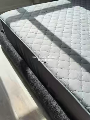 So perfect for fall and winter 🖤 #bedframe #bedframes #platformbed #modernbedroom #aestheticbedroom 