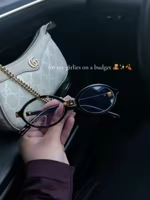 #eyeglasses #unisexglasses #fypシ゚viral #fallaesthetic #falloutfits 