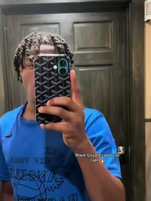 #foryoupage #viral #trending #phonecase #blowthisup 