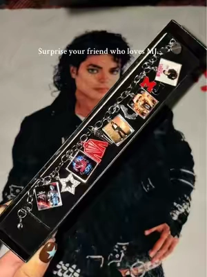 The King of Pop!👑MJ forever 🖤A bracelet inspired by Michael Jackson's album. #MichaelJackson #MJ #kingofpop #charmbracelets #TikTokshopbacktoschool