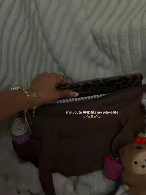 POV: your cute bag is actually functional🤭🧸🤎🍂✨ @BAGSMART #BAGSMART #TikTokShopFinds #WhatsInMyBag #GirlyAesthetic #EverydayBag 