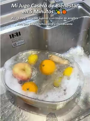 Una sola licuadora. Miles de recetas frescas. 🥤 ¡No te pierdas la oferta de ahora! 🔥#LicuadoraPortatil #JugosNaturales #RecetasSaludables #VidaSaludable 