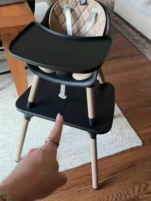 4-in-1 baby high chair means I get to buy less baby stuff because my baby can keep using this high chair as a craft table when she’s older 🙌🏼 GENIUS! #babyhighchair #toddlerchair #toddlertable #convertiblehighchair #startingsolids 